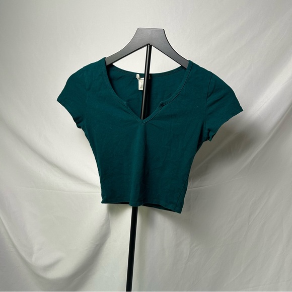 Bozzolo Tops - Bozzolo Teal V-Neck Crop Top